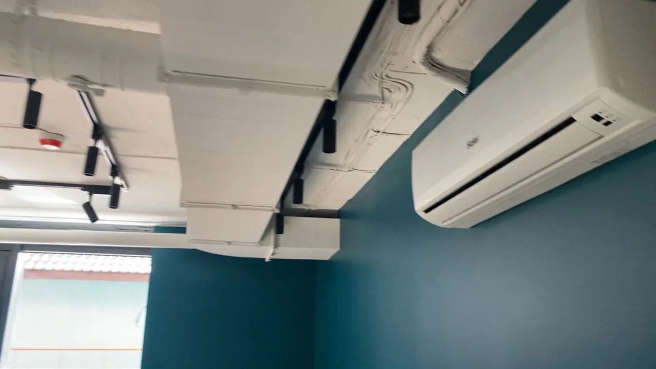 Відео кейсу: Офіс на вул. Вавілових: мультизональна система Haier 60 кВт і вентиляція VENTS