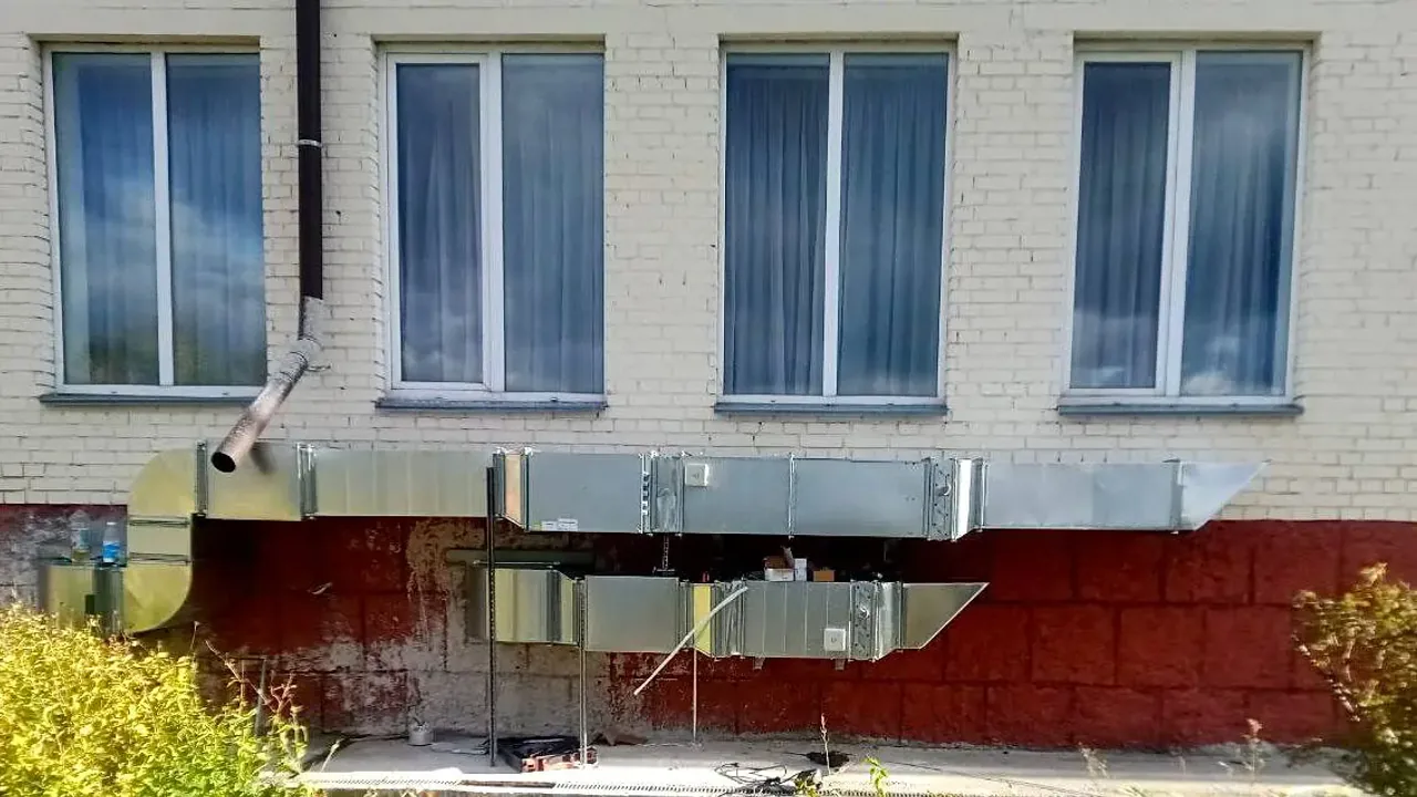 Facade of the three-storey school building in Kniazhychi, where Ventall upgraded the shelter ventilation.